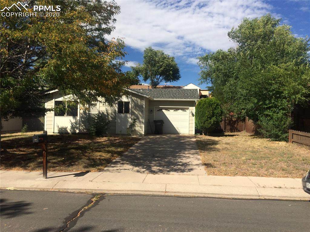 4610 Eastcrest Circle - Photo 1