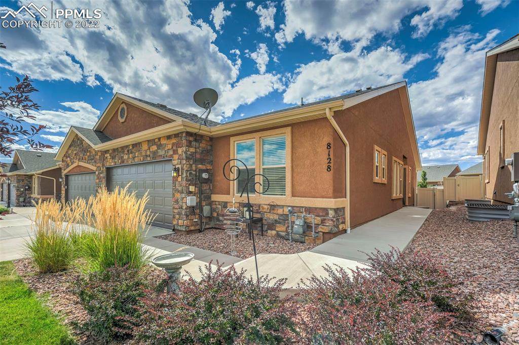 8128 Mockorange Heights - Photo 1