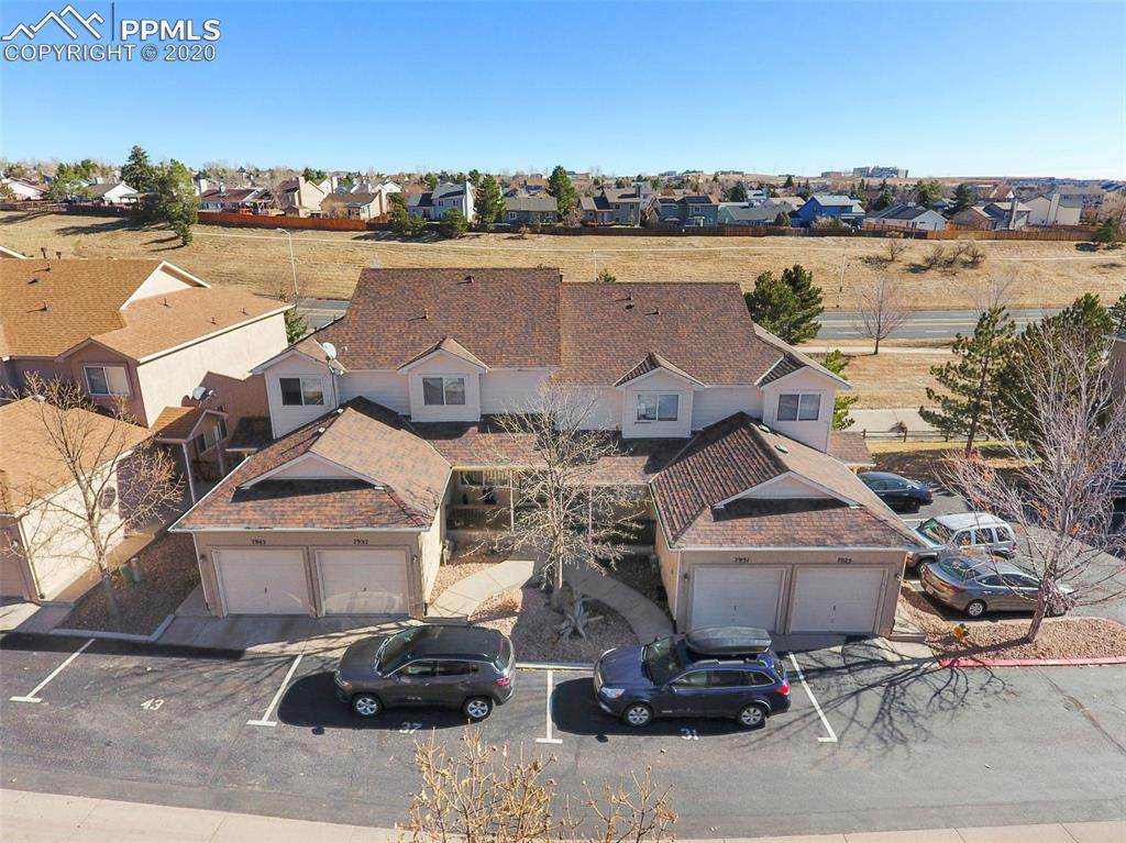 7925 Antelope Valley Point - Photo 1