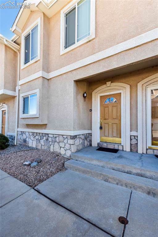 1447 Madison Ridge Heights - Photo 1