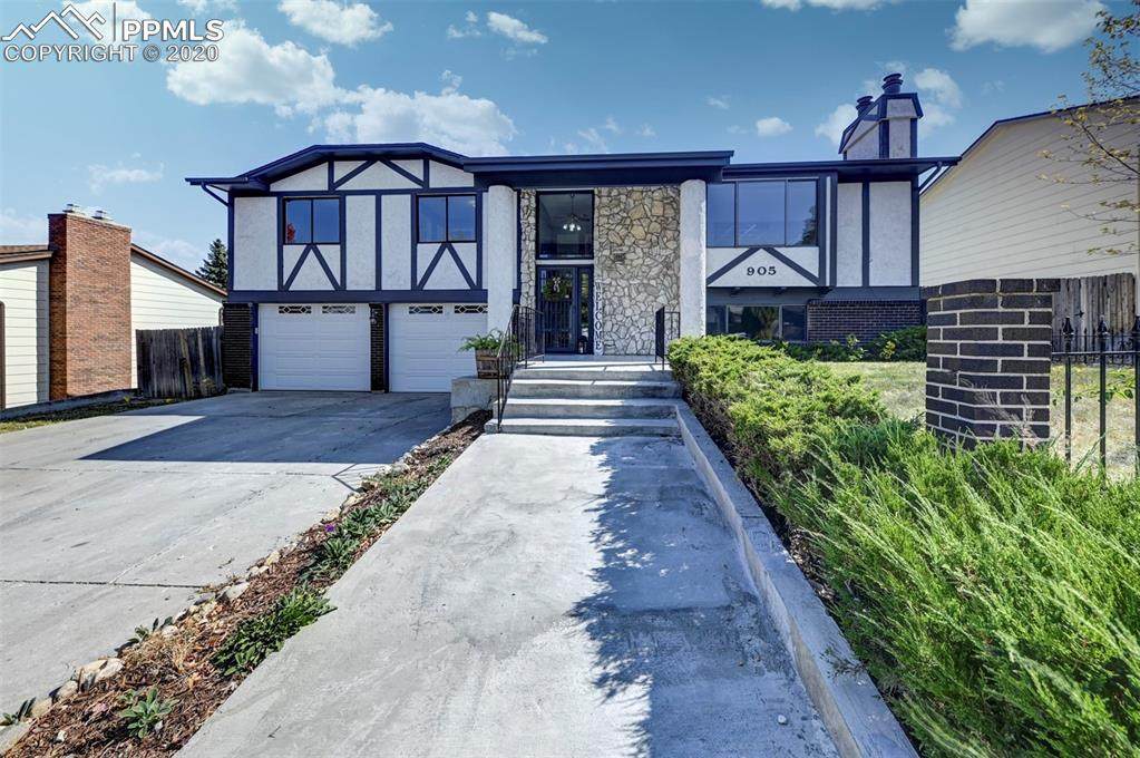 905 Valkenburg Drive - Photo 1