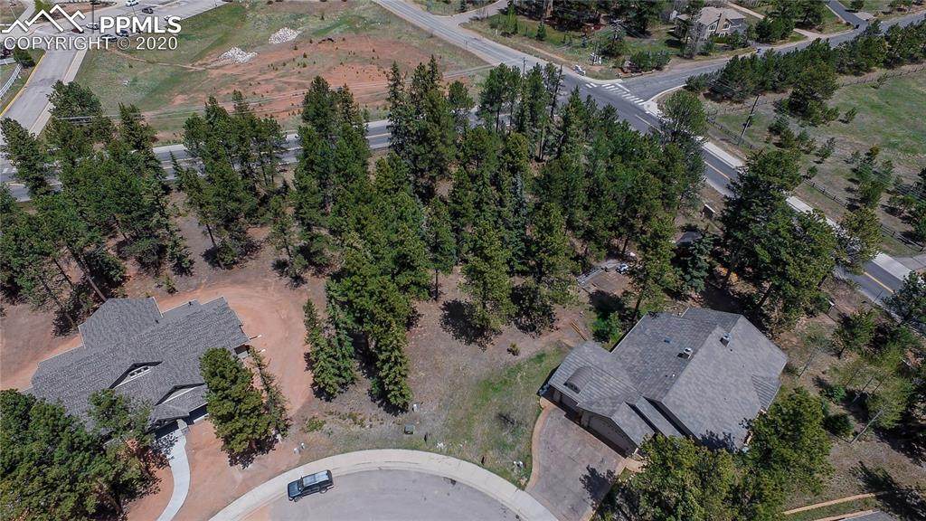 650 Chipmunk Drive - Photo 1