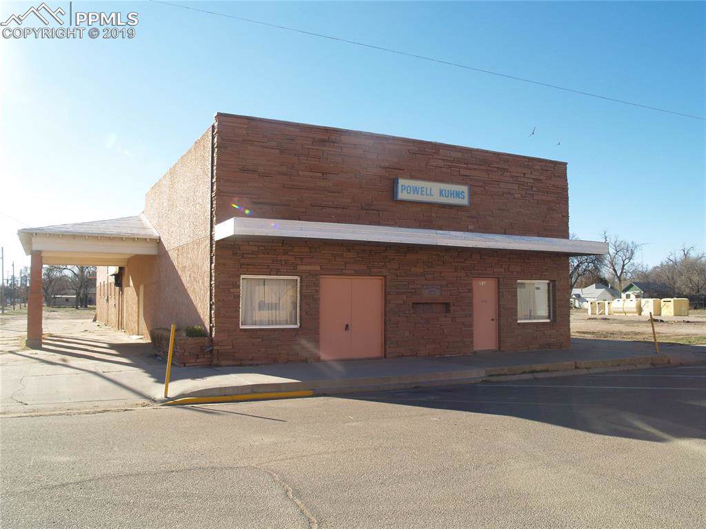 529 Carson Avenue - Photo 1