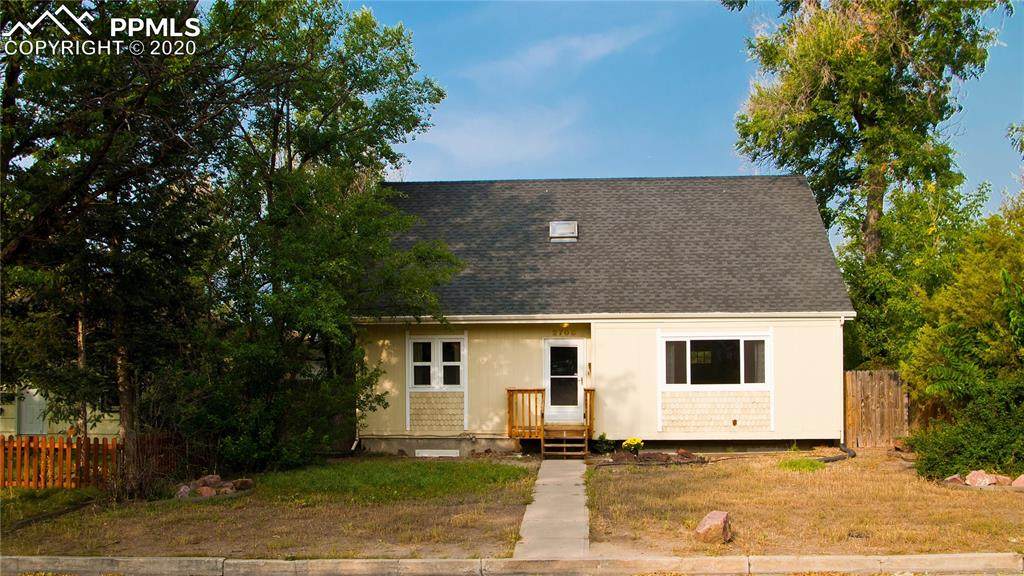 2708 Tremont Road - Photo 1