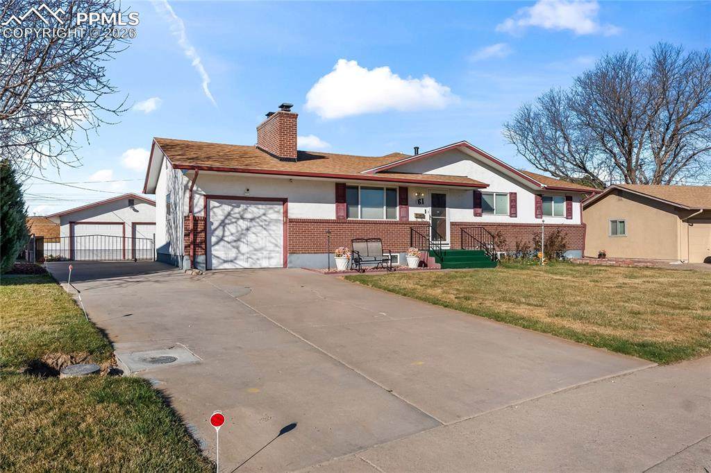 61 Radcliff Lane - Photo 1