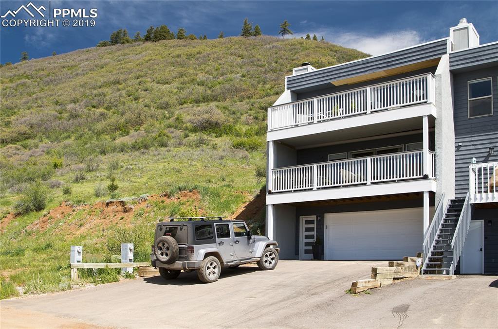 321 Brook Street - Photo 1