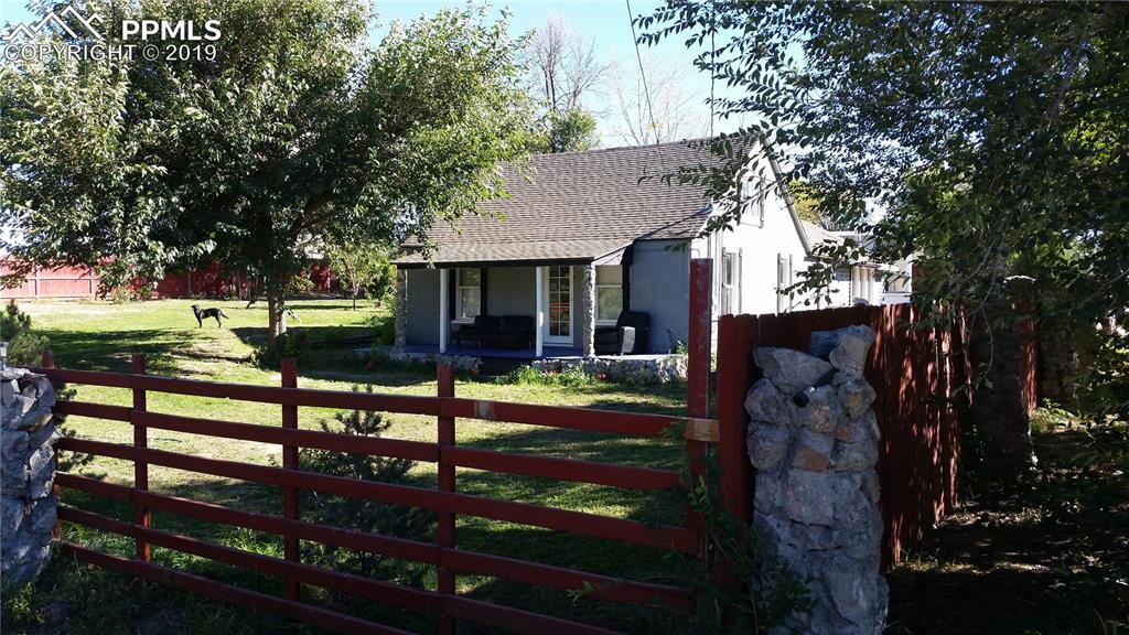 1910 Cedar Avenue - Photo 1