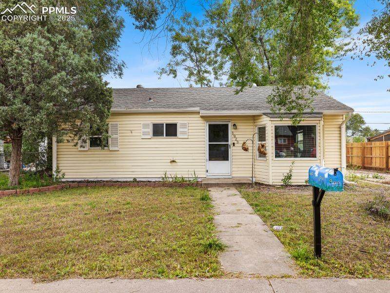 1923 Sheridan Avenue - Photo 1