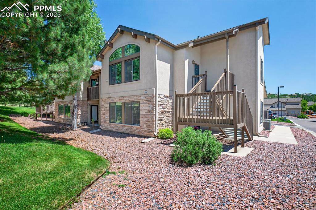 2190 Alicia Point - Photo 1