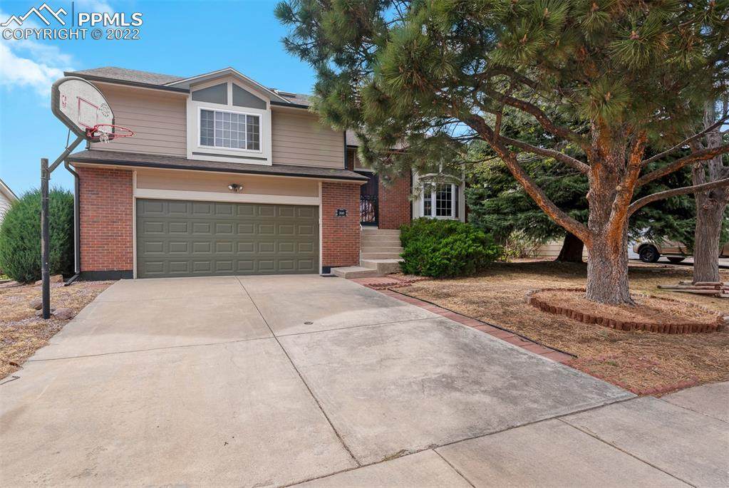 2040 Leoti Drive - Photo 1