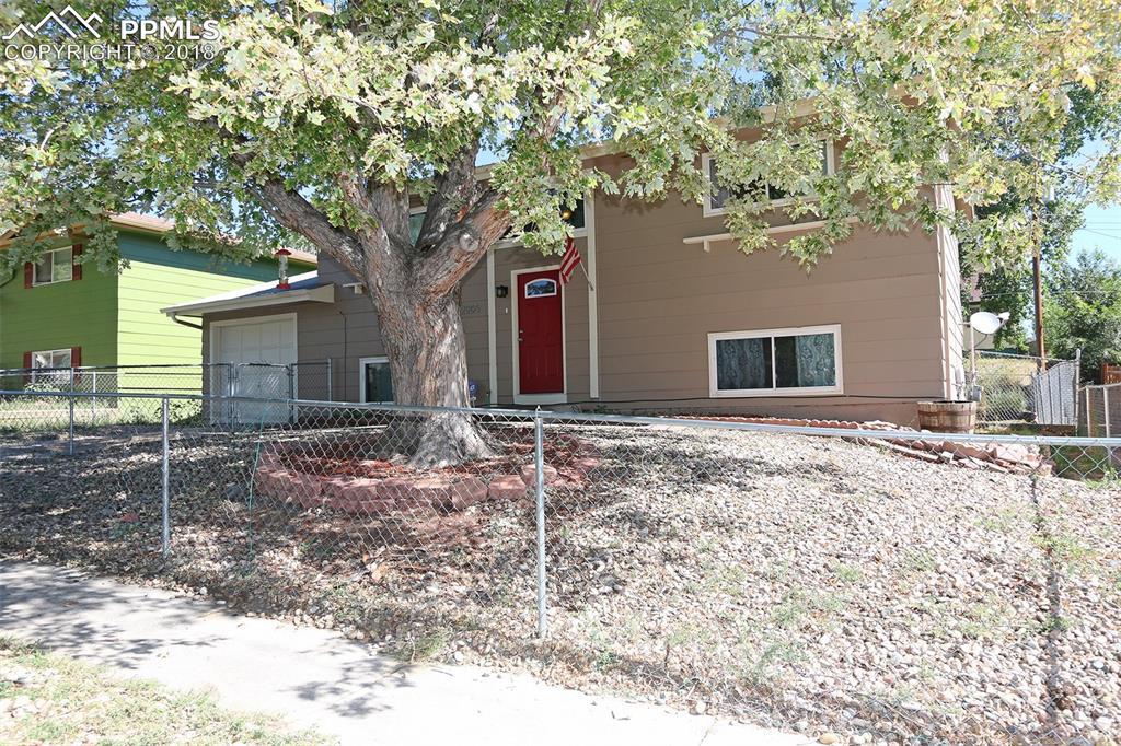 2205 Fernwood Drive - Photo 1