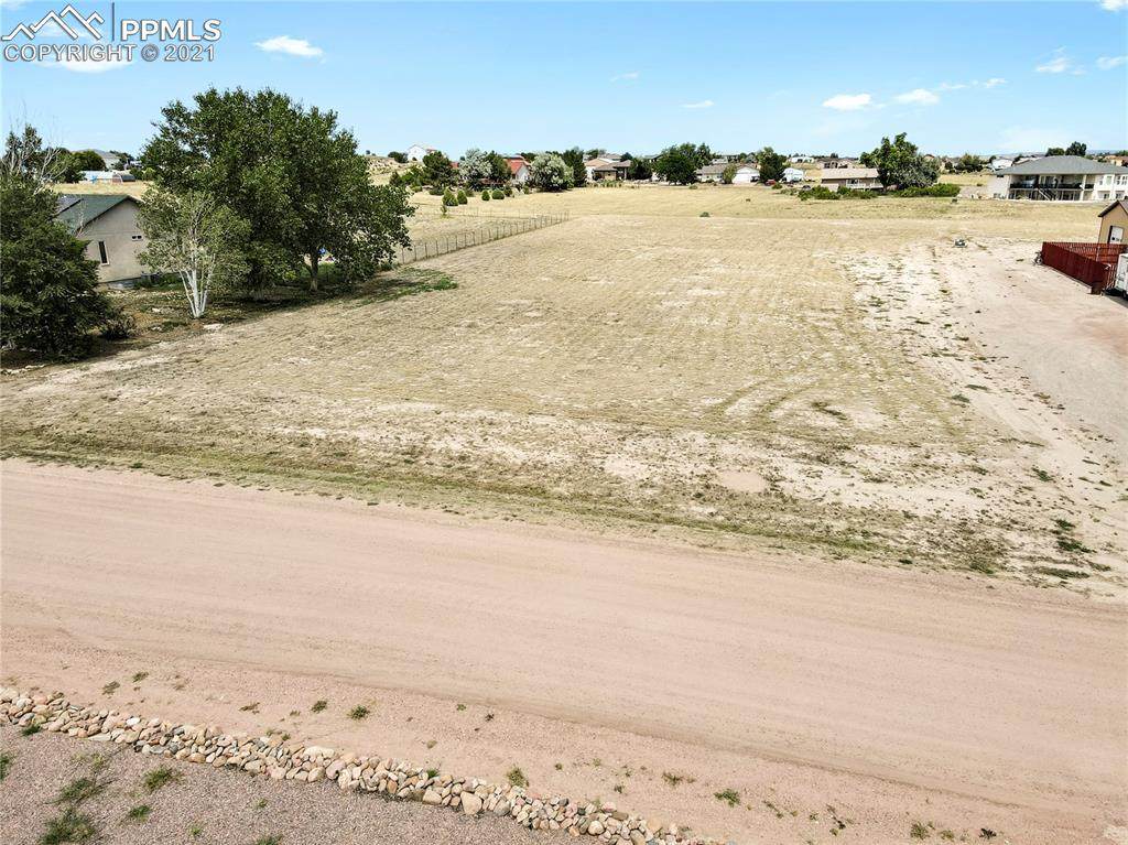 1525 Calle Del Santo Drive - Photo 1