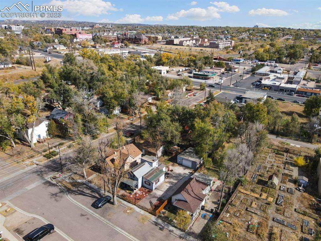 1001 Cascade Avenue - Photo 1