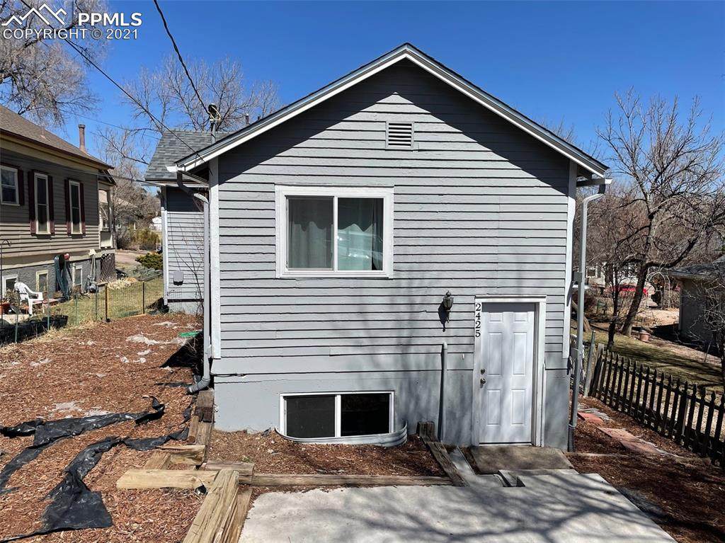 2425 Platte Avenue - Photo 1