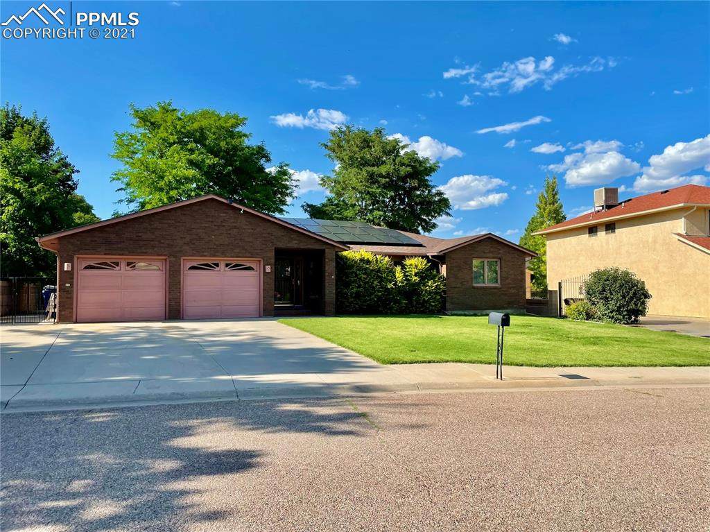 9 Alta Loma Drive - Photo 1