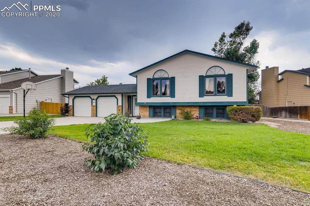 8520 Westminster Drive - Photo 1