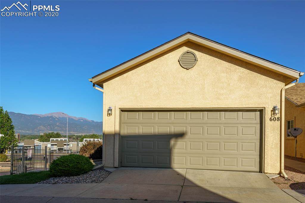 608 Cima Vista Point - Photo 1