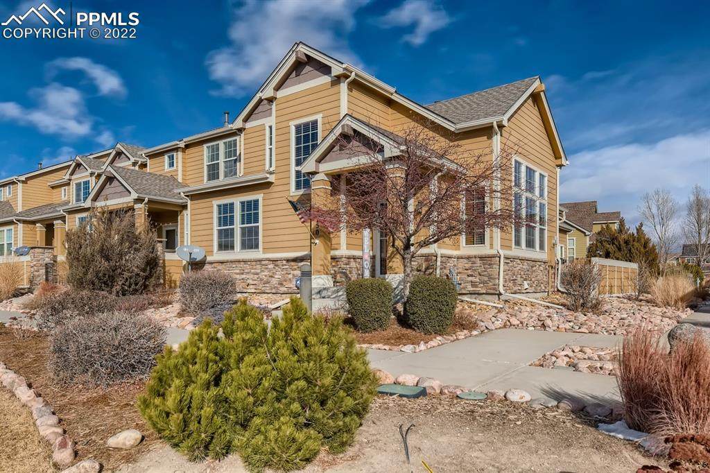 8750 Quinn Point - Photo 1