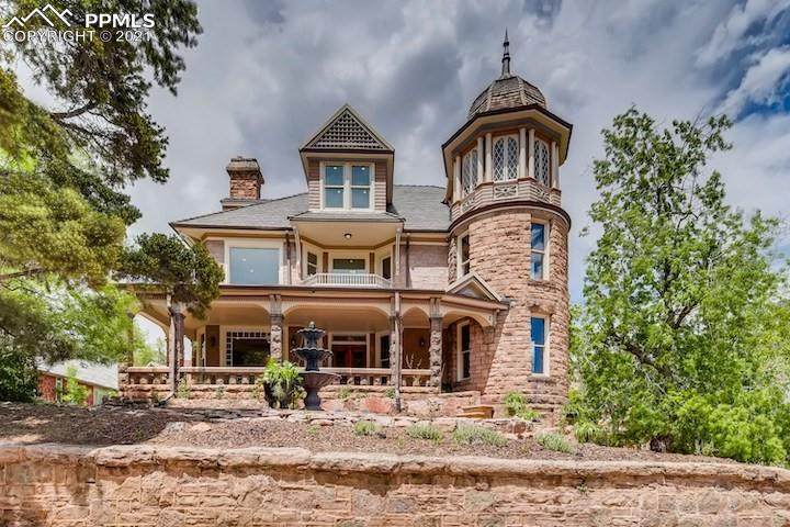 2 Grand Avenue - Photo 1