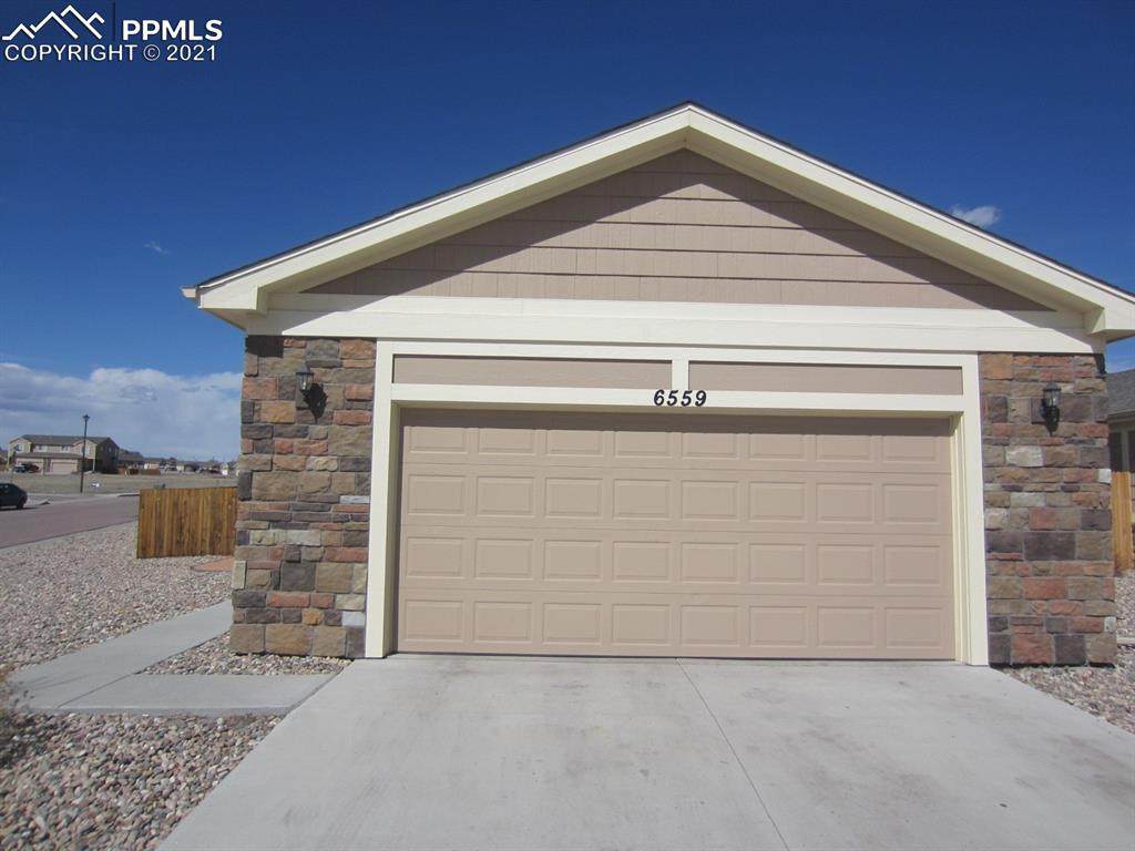 6559 Gelbvieh Road - Photo 1