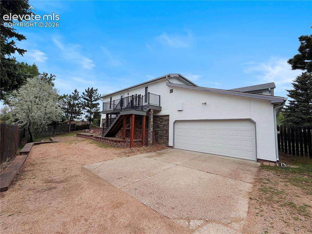 415 Allegheny Drive - Photo 1