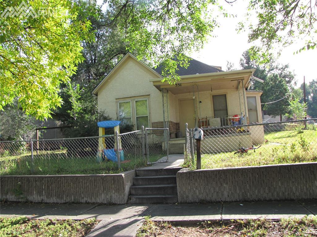 531 El Paso Street - Photo 1