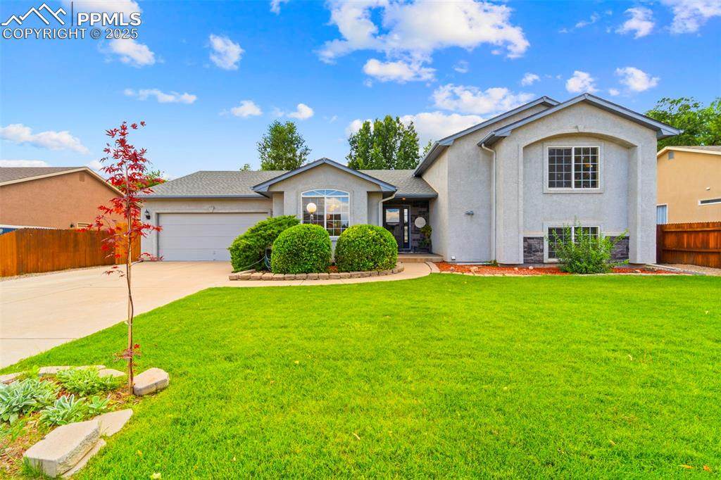 369 Sunlight Way - Photo 1