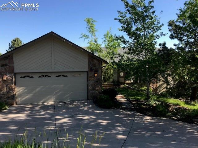 440 Thames Drive - Photo 1