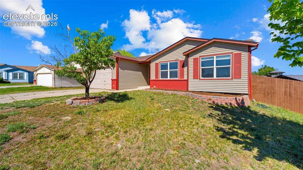 1180 Goodview Court - Photo 1