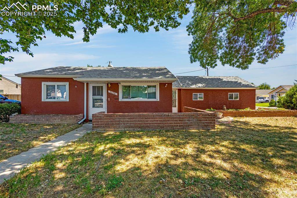 2638 Ontario Street - Photo 1