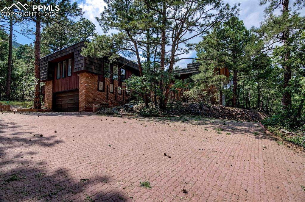 16 Leaming Drive - Photo 1