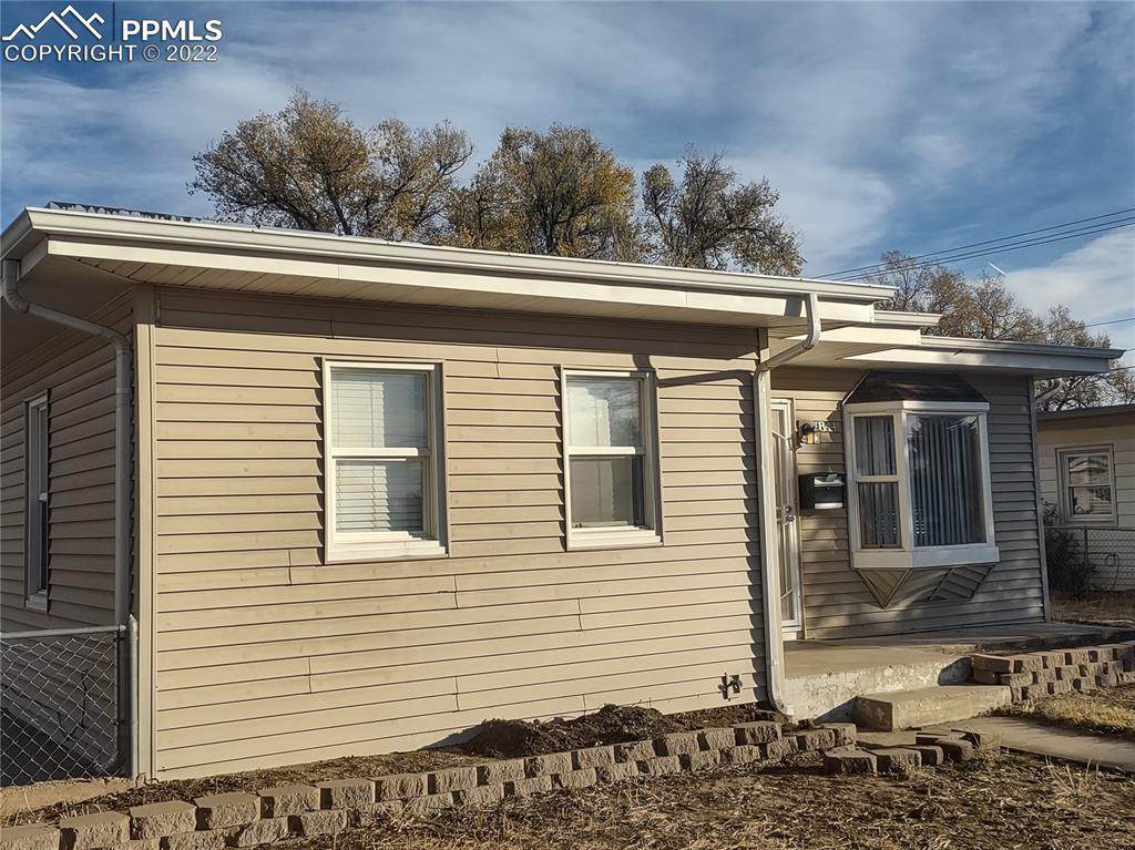 844 Fountain Boulevard - Photo 1
