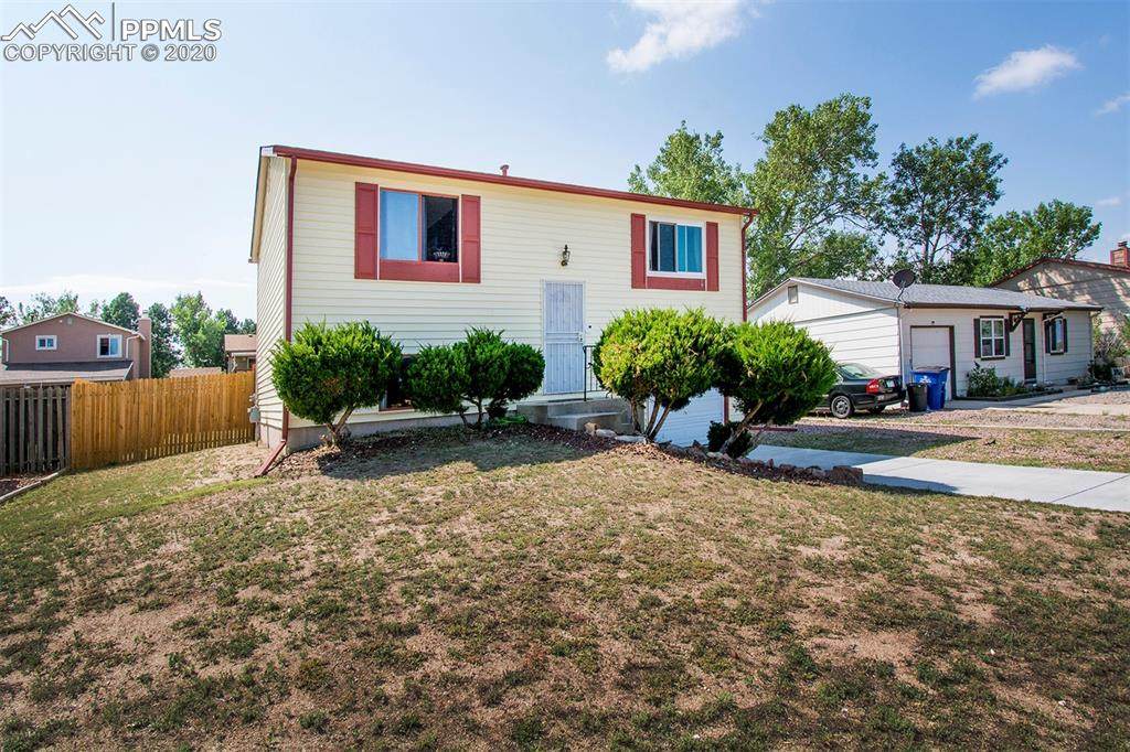 4955 Ivor Drive - Photo 1