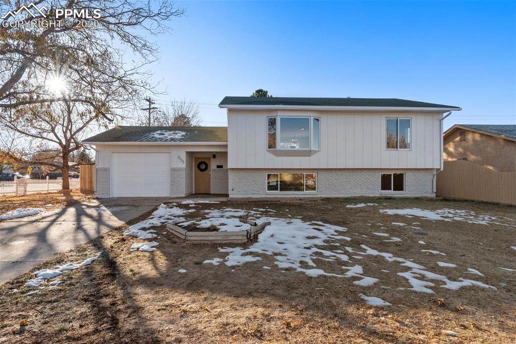 2133 Oakwood Lane - Photo 1