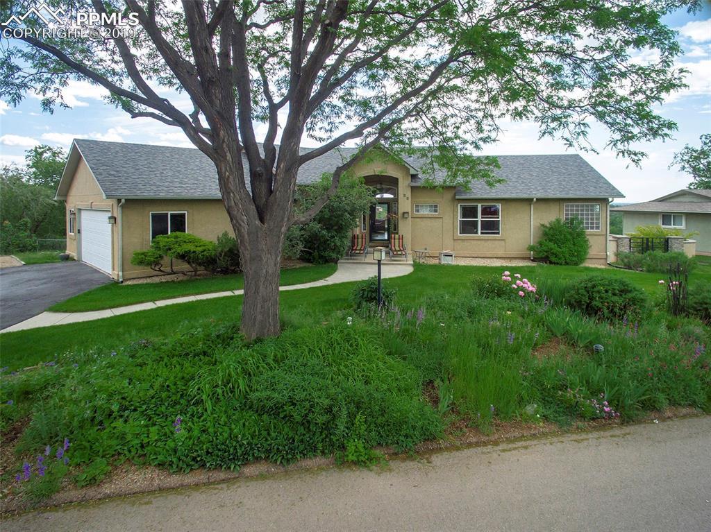 25 Crescent Lane - Photo 1