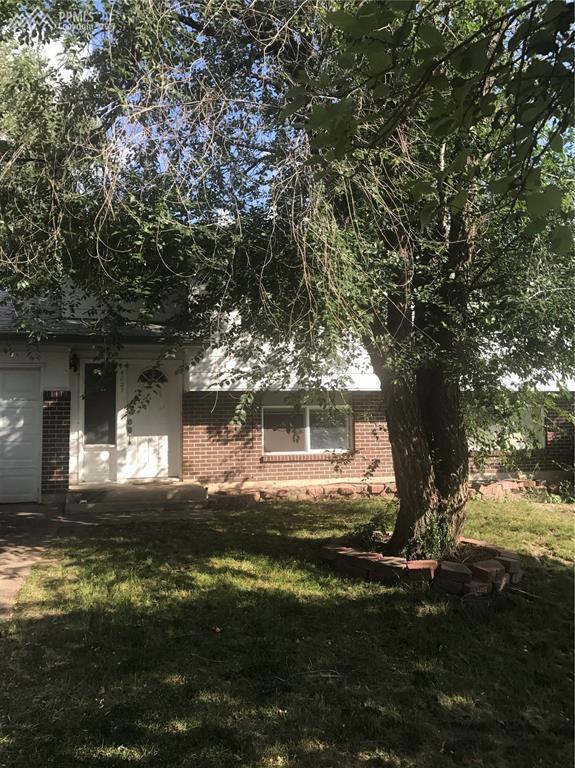 4027 Pikes Peak Avenue - Photo 1