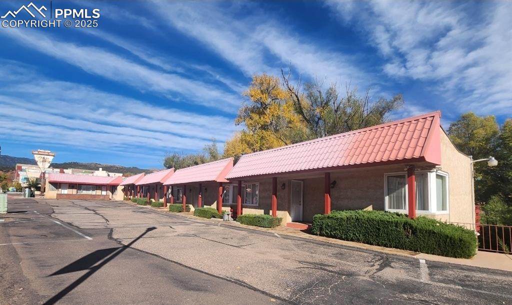 54 Manitou Avenue - Photo 1