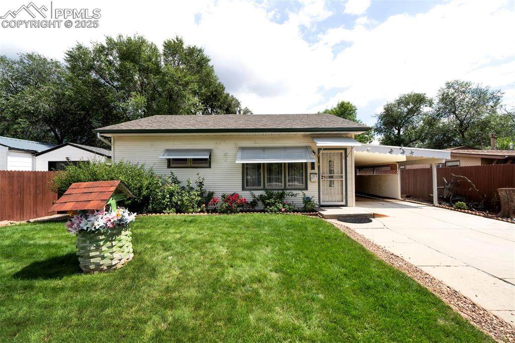 909 Arcadia Street - Photo 1