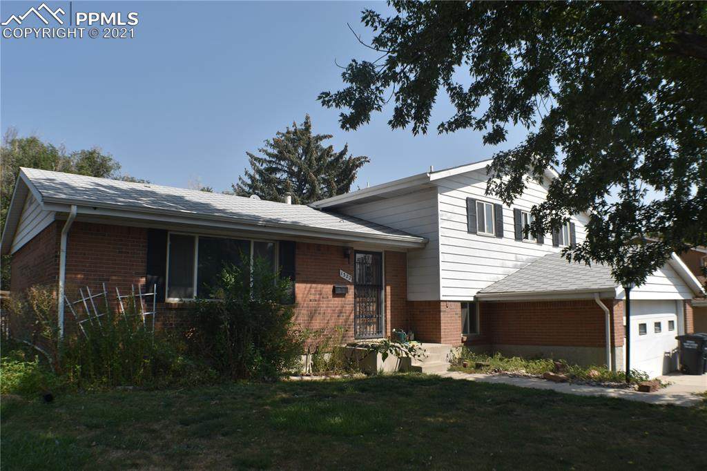 1322 Saratoga Drive - Photo 1