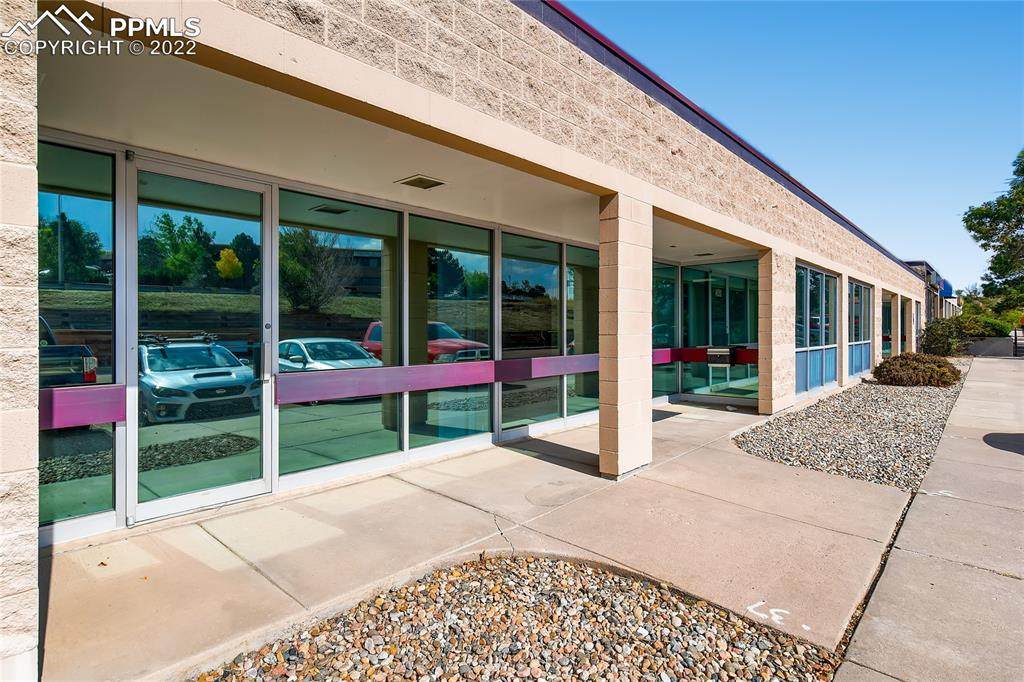 6060 Hollow Tree Court - Photo 1