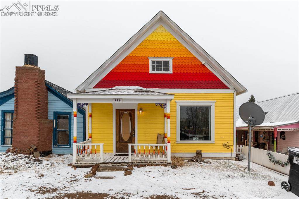 210 2nd Street - Photo 1