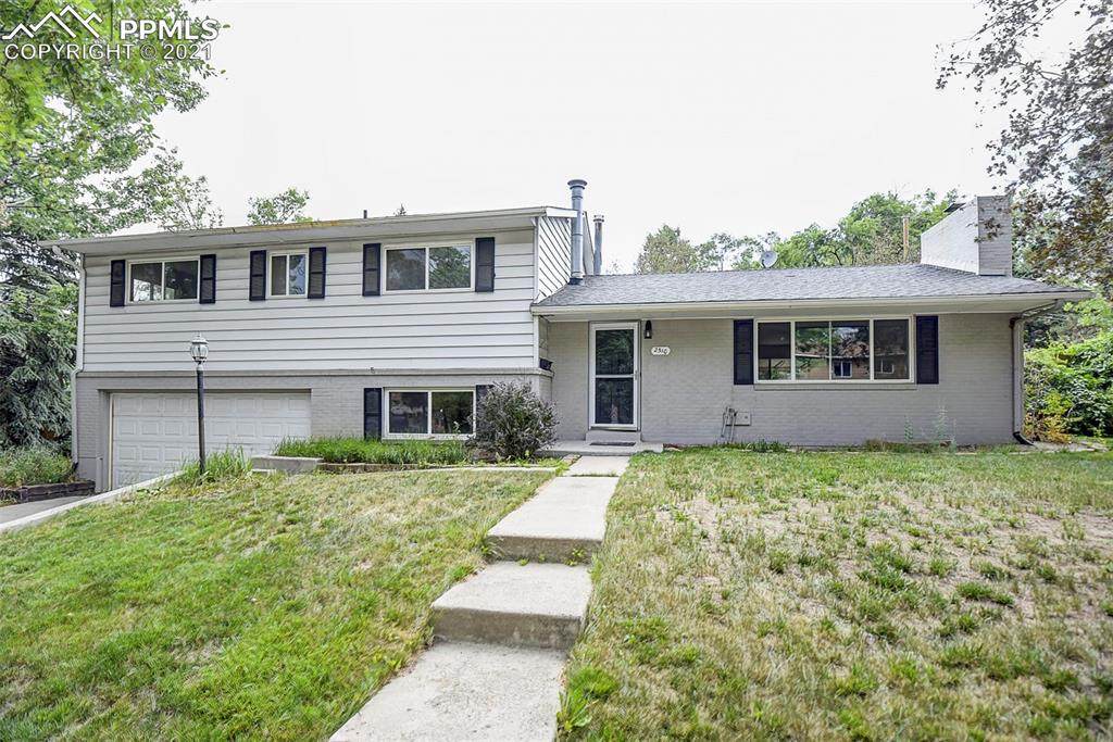 2510 Fairview Circle - Photo 1