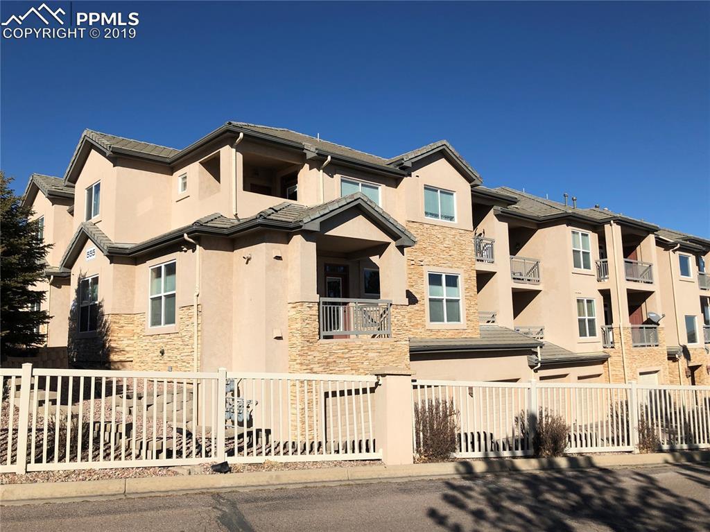 555 Cougar Bluff Point - Photo 1