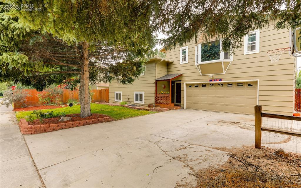 4506 Del Verde Drive - Photo 1