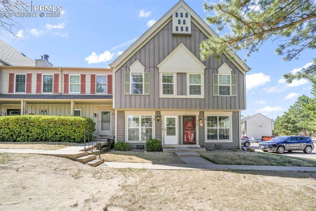 3553 Queen Anne Way - Photo 1