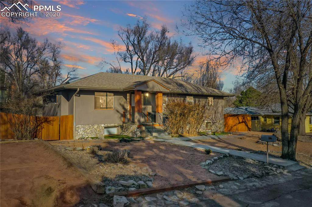 412 Yucca Drive - Photo 1