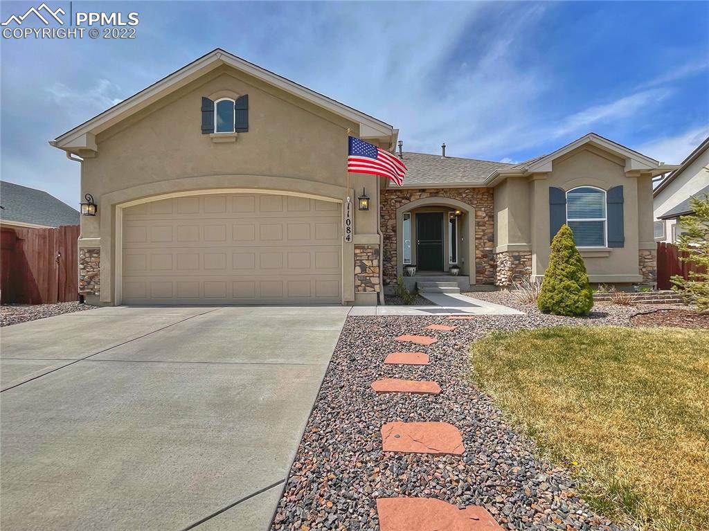 11084 Forest Creek Drive - Photo 1