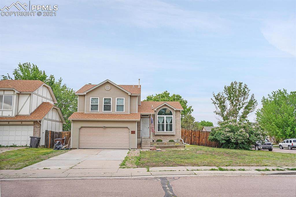 4304 Horizonpoint Drive - Photo 1