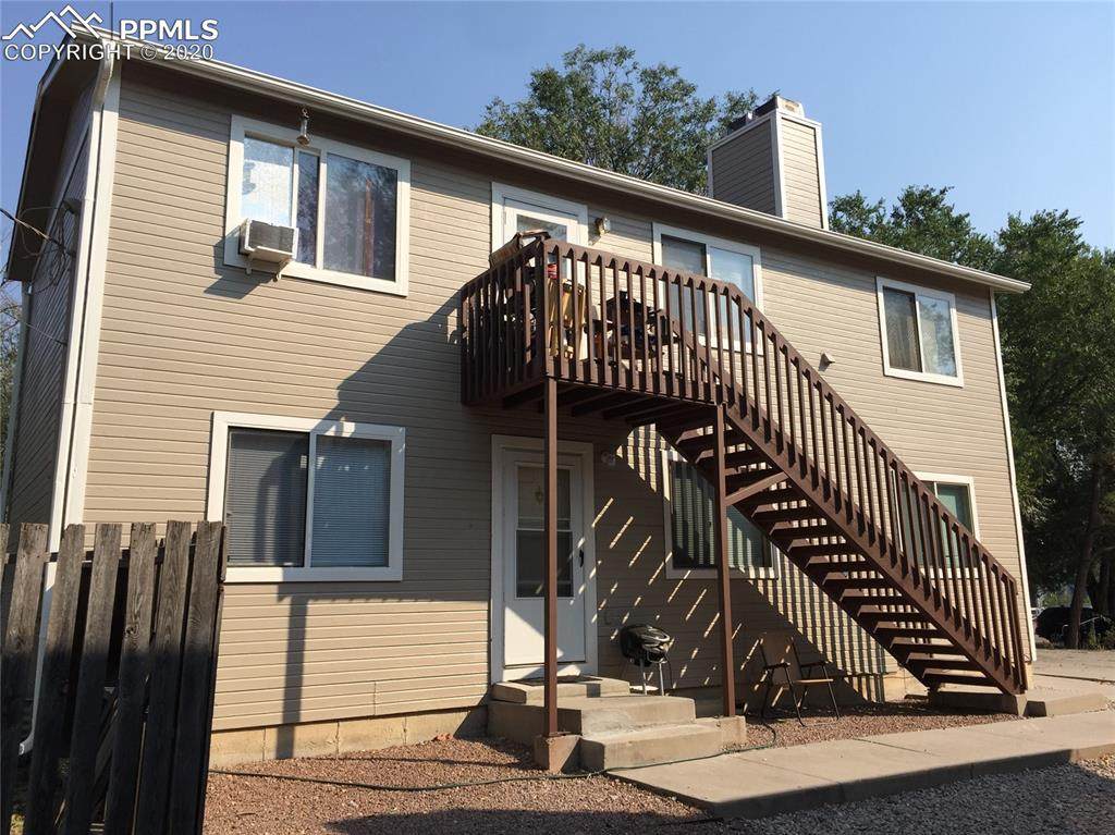 2512 Monument Street - Photo 1