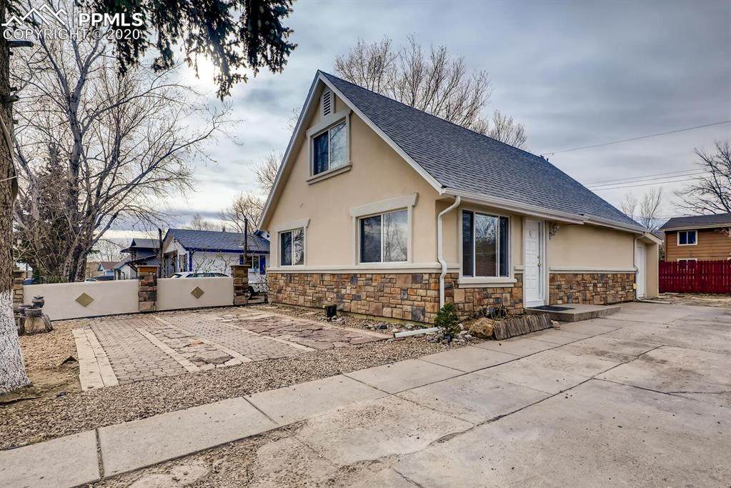 2038 Pepperwood - Photo 1